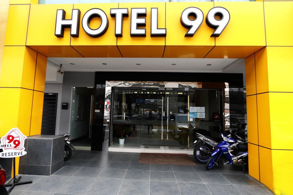 Hotel 99 Pusat Bandar Pučong Exteriér fotografie