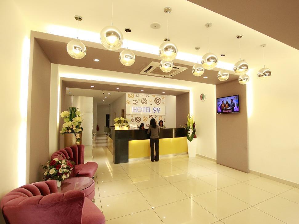 Hotel 99 Pusat Bandar Pučong Exteriér fotografie