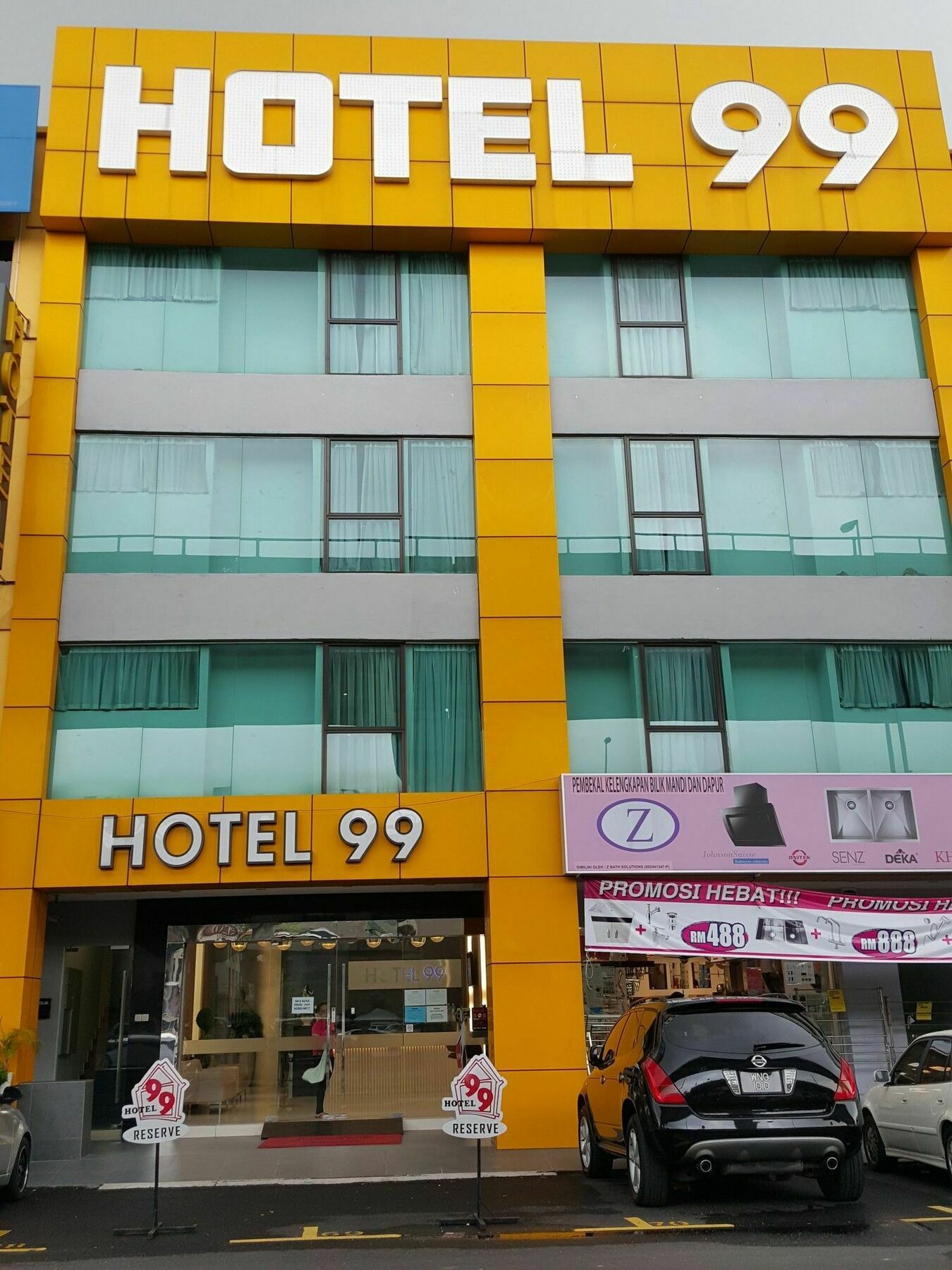 Hotel 99 Pusat Bandar Pučong Exteriér fotografie