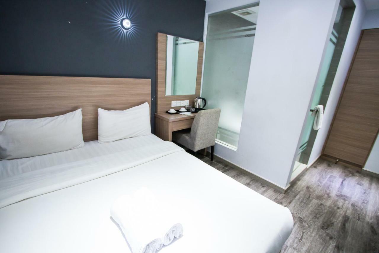 Hotel 99 Pusat Bandar Pučong Exteriér fotografie